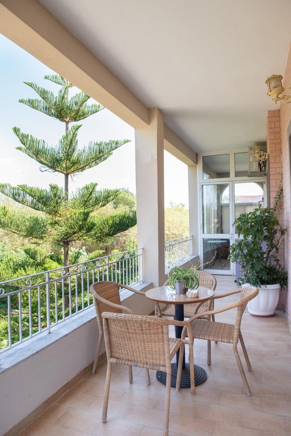 Anatoli Family House Apartment