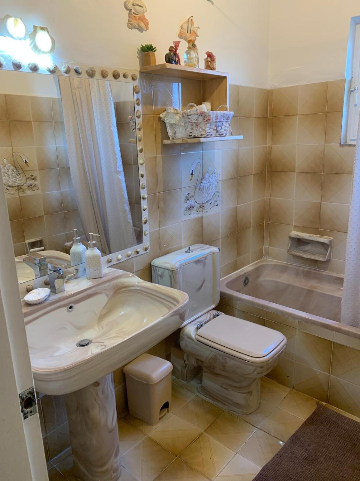 Anatoli Family House Apartment